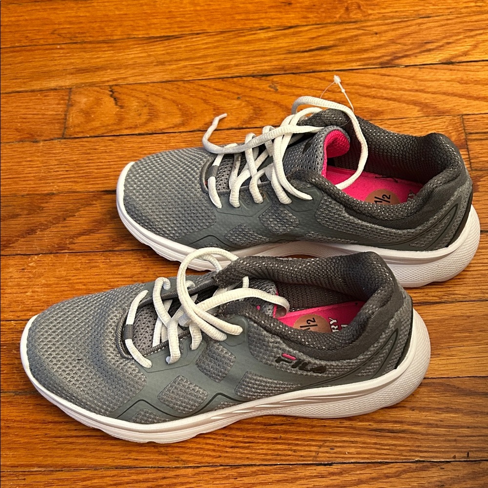 Fila Women’s Gray and Pink Athletic Sneakers